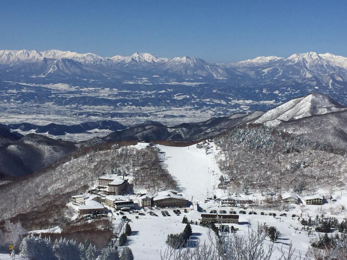 Hotel Sunny Shiga Яманути Экстерьер фото